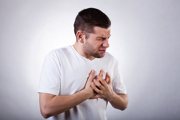 Cider vinegar cures heartburn without pills