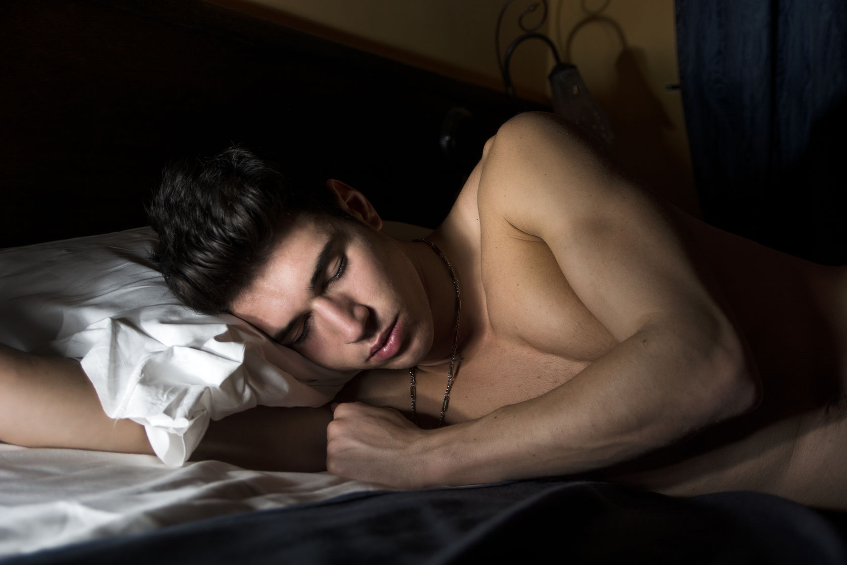 Health reasons you should sleep naked