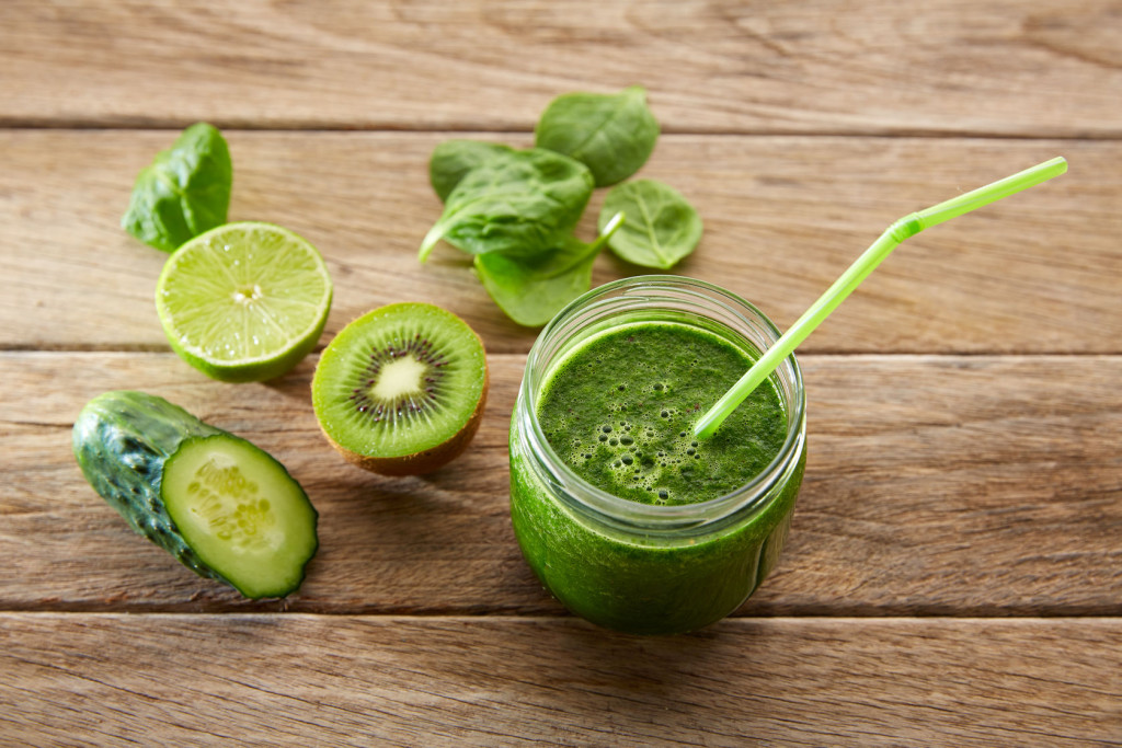 The lowdown on detoxing and cleansing